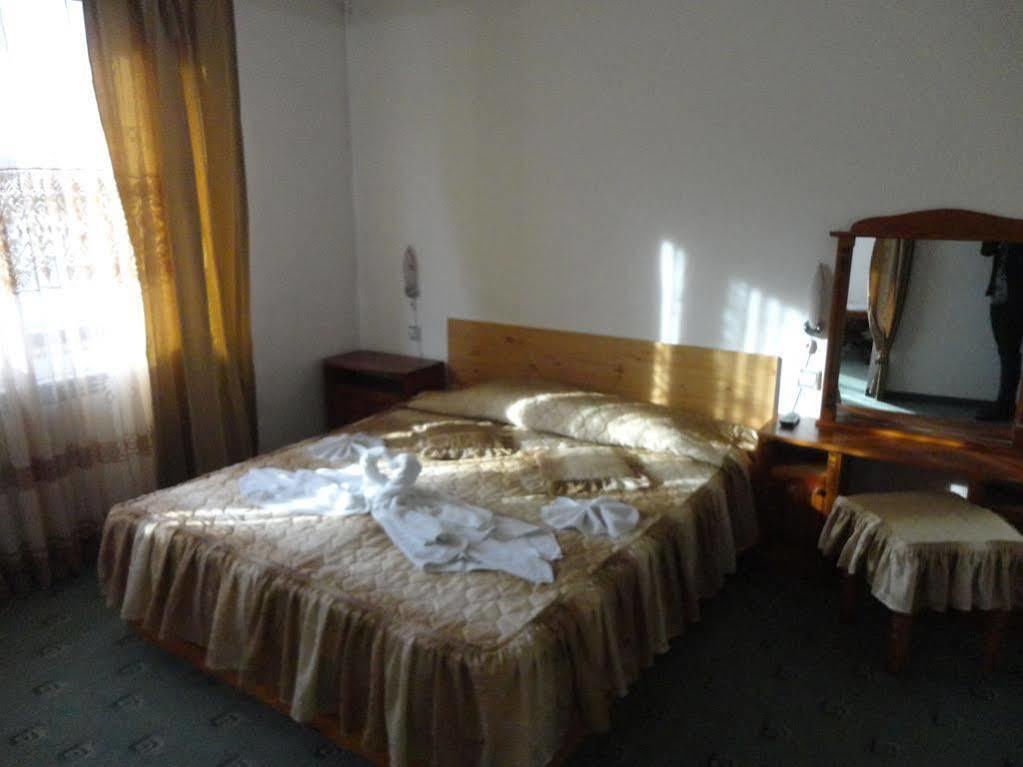Guest Rooms Grachenovi Bansko Zewnętrze zdjęcie