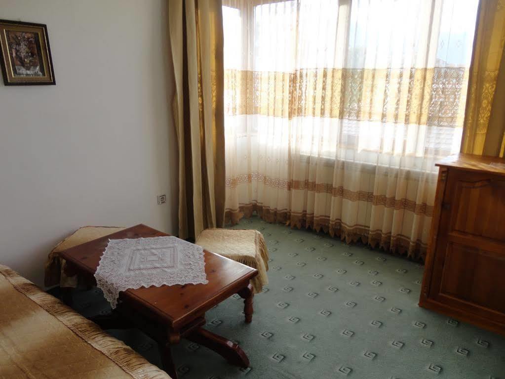 Guest Rooms Grachenovi Bansko Zewnętrze zdjęcie